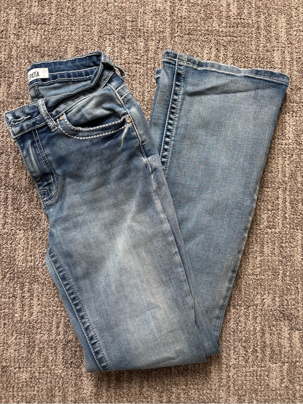 Women’s Light Blue Denim Jeans - Classic Fit